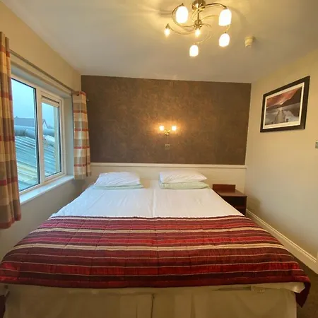 Отель The Anglers Rest Балликоннелл