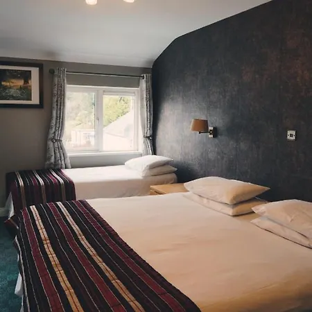 The Anglers Rest * باليكونيل