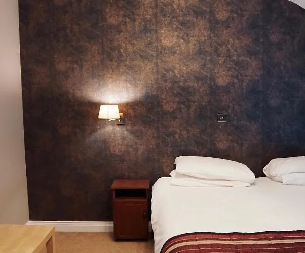 Отель The Anglers Rest