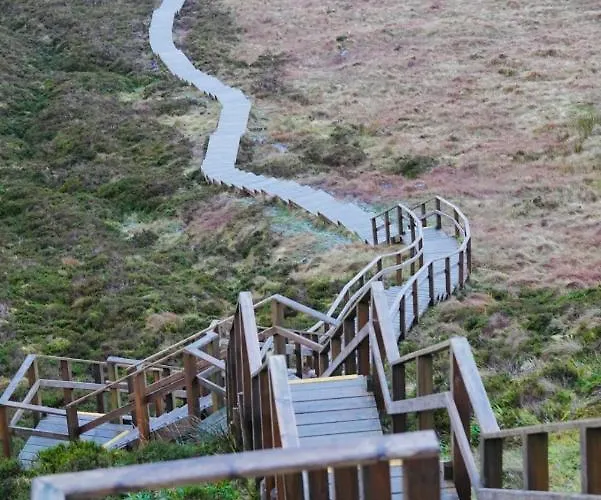 Отель The Anglers Rest Балликоннелл