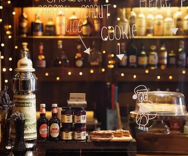 Отель The Anglers Rest *